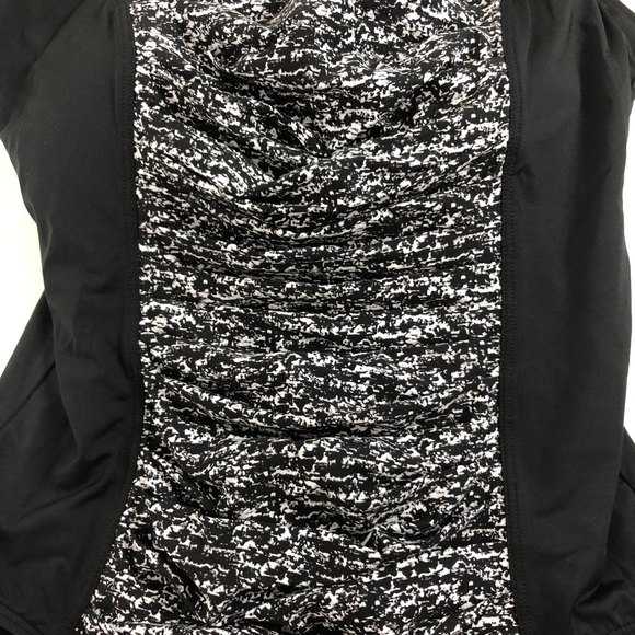 Calvin Klein one piece black & white swimsuit. 16 - Picture 2 of 6